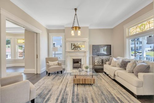 1912 Delaware Ave, Cincinnati OH  45212-3621 exterior