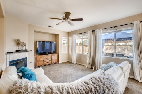 240 Violet Ave, San Marcos, CA 92078-5391