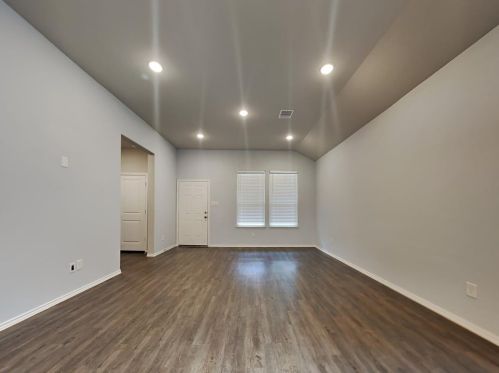 10734 Royal York Dr, Conroe TX  77303-2654 exterior