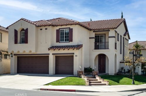 2940 Nau Ave, Tustin, CA 92782-3377