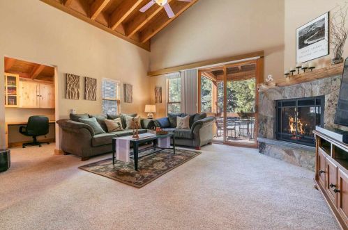 5026 Gold Bnd, Truckee, CA 96161-4105