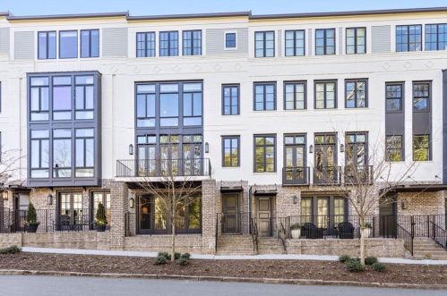 1061 Abington Ct, Atlanta, GA 30319
