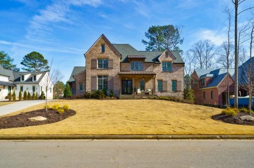 628 Crescent River Pass, Suwanee GA  30024 exterior