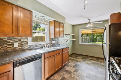 1728 Clear Ave, Saint Paul MN  55106-2224 exterior