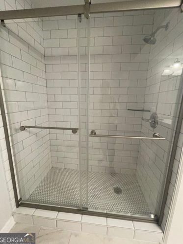 71 Montre Sq, Atlanta GA  30327-4044 exterior