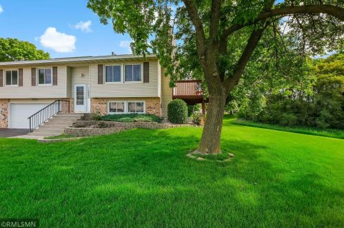 4274 Bridgewood Ter, Saint Paul, MN 55127-7805