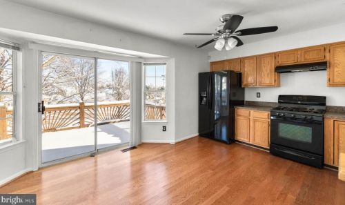 6100 Cliffside Trl, Columbia MD 21045-7412 exterior