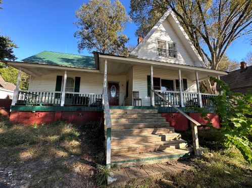7 Gregg St, Graniteville, SC 29829-2505