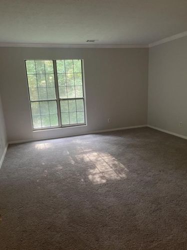 5526 Mountain Springs Cir, Stone Mountain, GA 30088-3440