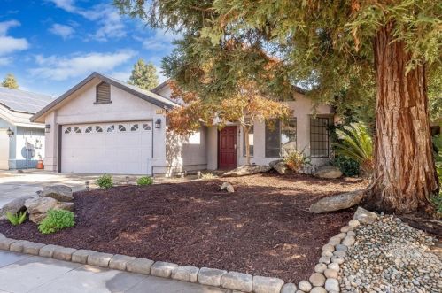 1125 Purdue Ave, Clovis, CA 93611-7388