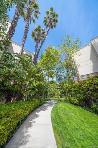 2233 Martin, Irvine CA  92612-1455 exterior