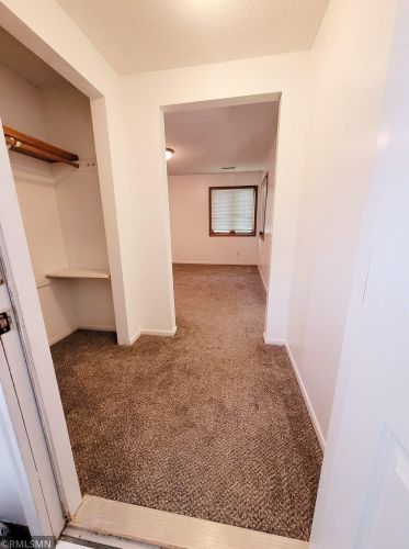 1742 Ames Pl, Saint Paul MN  55106-2954 exterior
