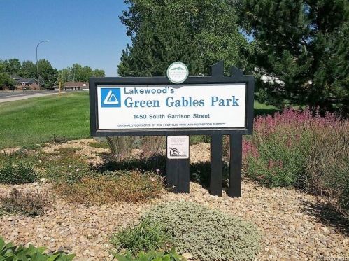 9124 Iowa Pl, Denver CO  80232-6471 exterior