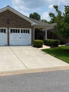 131 Countryside Ct, Holly Springs, GA 30189-7437