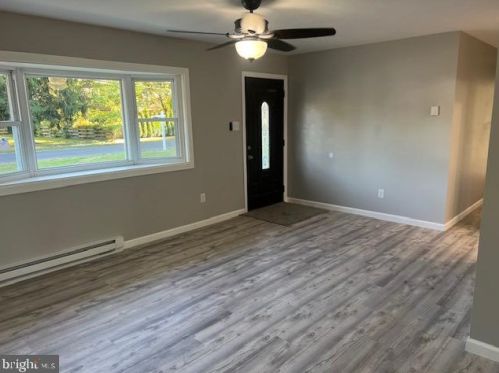 55 Tensaw Dr, Browns Mills, NJ 08015-6529