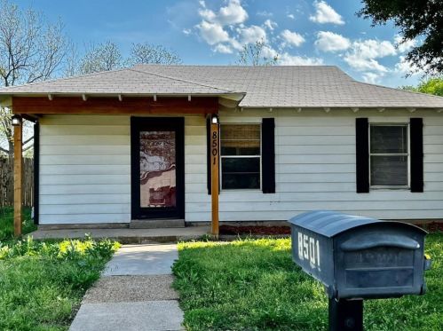 8501 Ronnie St, Fort Worth TX  76108-1521 exterior