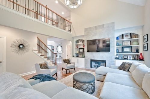 2468 Hughes Ct, Atlanta GA  30331-7896 exterior