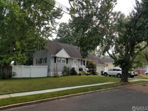 5 Arvin Rd, Old Bridge, NJ 08857-1302