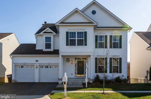 17670 Cleveland Park Dr, Round Hill, VA 20141-2195