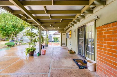 1536 Laster Ave, Anaheim CA  92802-2712 exterior