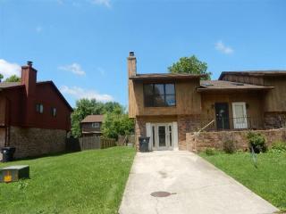 3319 Dovershire Dr, Belleville, IL 62221-6668