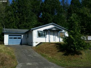 36 Vernon St, Coquille, OR 97423-2020