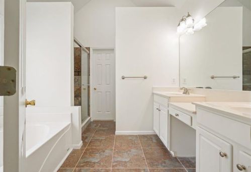 506 Chestnut Walk, Holly Springs GA  30114-7748 exterior