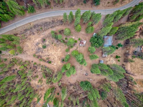 229 Pecks Valley Rd, Almanor CA  95947-9739 exterior