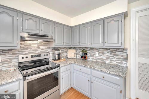 11501 Harvestdale Dr, Fredericksburg, VA 22407-7410