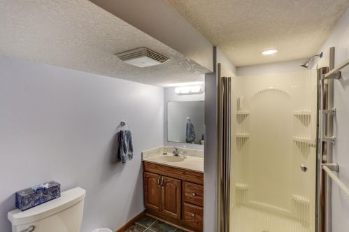 2233 Fernwood St, Saint Paul MN  55113-4311 exterior