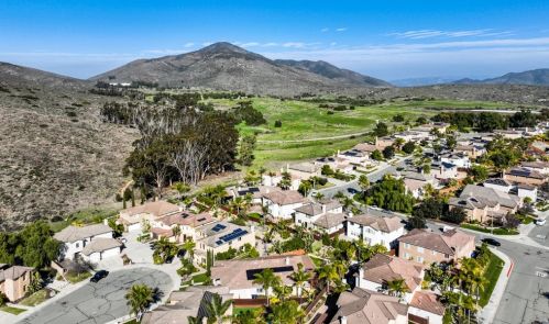 2508 Crooked Trail Rd, Chula Vista CA  91914-4141 exterior
