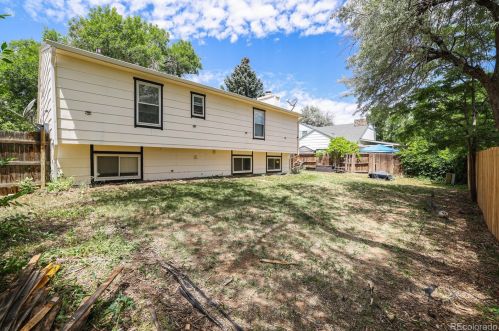 978 Salida St, Denver CO  80017-3205 exterior