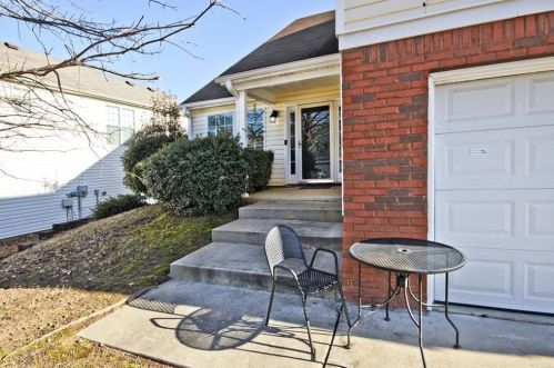 5985 Waggoner Ct, Rex GA  30273-5206 exterior