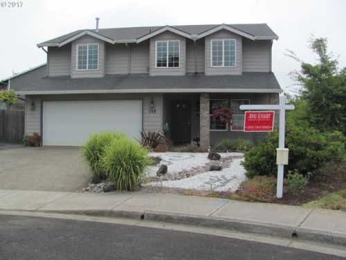 159 Namitz Ct, Dundee, OR 97115-9810