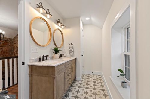 517 Marion St, Lancaster PA  17603-3026 exterior