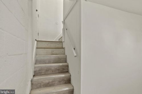 1515 Oakview Dr, Silver Spring MD 20903-2243 exterior