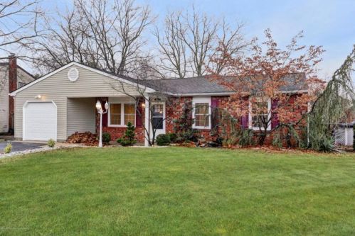 39 Pine Needle St, Wall Township, NJ 07731-2647