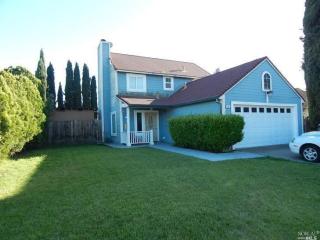 177 Persimmon Cir, Vacaville, CA 95687-6248