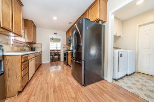 5318 Rochester St, Riverside CA  92504-2136 exterior