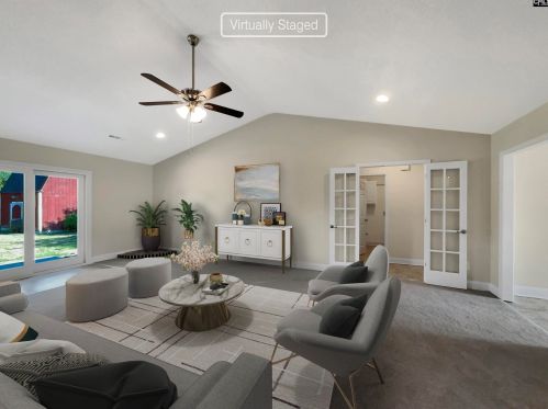 4 Canter Field Ln, Lugoff, SC 29078-8884