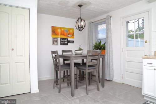 835 Rolridge Ave, Lancaster PA  17603-5736 exterior