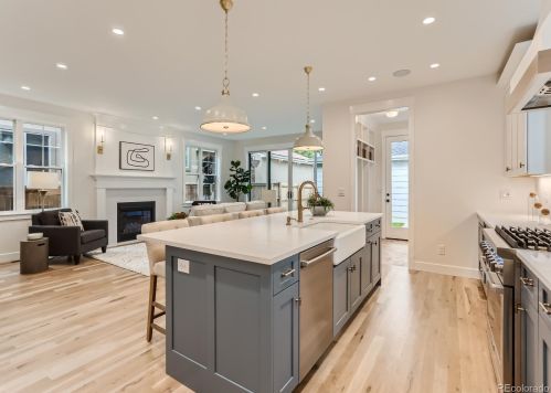 2644 Jasmine St, Denver CO  80222-6317 exterior