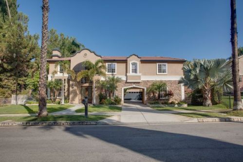 203 Franklin Ave, Redlands, CA 92373-6803
