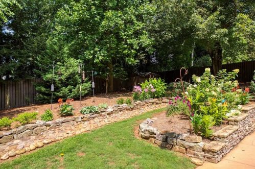 4734 Dudley Ln, Atlanta GA  30327-3330 exterior