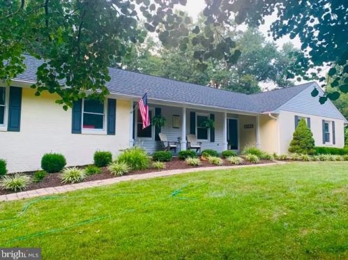 13551 Frost Dr, Nokesville, VA 20181-3208