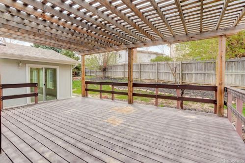17708 Belleview Pl, Denver CO  80015-2305 exterior