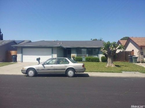 1801 Mcpeak Ct, Tracy, CA 95376-2234