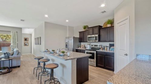 8616 Mirror Lake Dr, Fort Worth, TX 76179