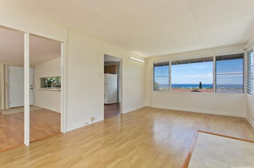 809 Ailuna St, Honolulu HI  96821-1705 exterior