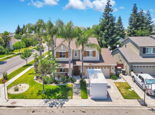 4201 Dynasty Ln, Modesto, CA 95356-4304